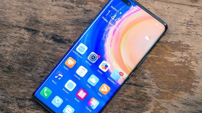 Huawei'den yeni yazılım! ABD'ye tepki olarak doğdu | Teknoloji Haberleri