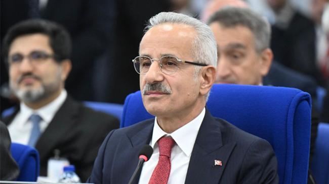 Bakan Uraloğlu: Google'ın algoritma değişikliğine yakın takip | Genel Haberler