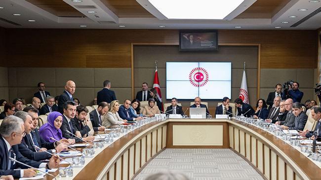 Genel Sağlık Sigortası'na ilişkin düzenlemeleri de içeren kanun teklifi Komisyonda kabul edildi  | Ekonomi Haberleri