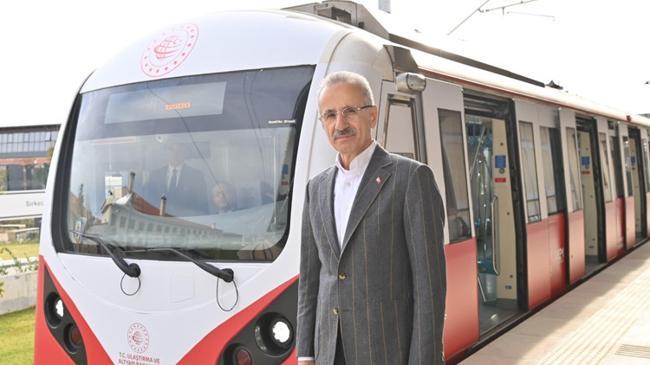 Bakan Uraloğlu'ndan yılbaşında ücretsiz ulaşım müjdesi | Genel Haberler