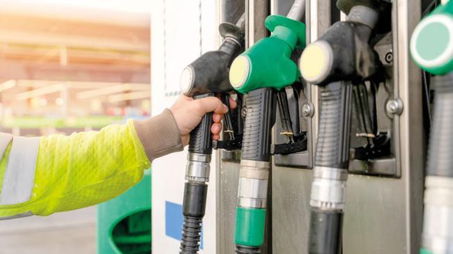 ‘Akaryakıtta 12 milyar liralık vergiden vazgeçildi’ | Ekonomi Haberleri