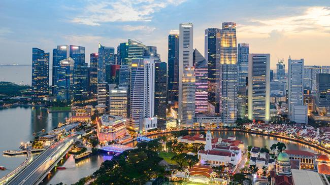 Singapur tahminleri aşarak yüzde 4 büyüdü  | Ekonomi Haberleri