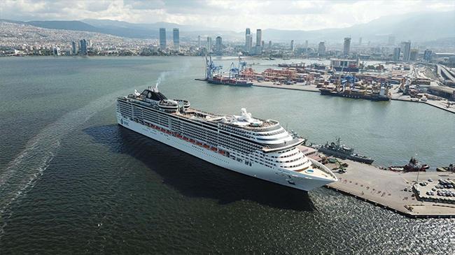 İzmir'e 2024'te kruvaziyer gemileriyle 172 bin turist geldi  | Genel Haberler