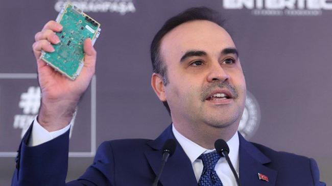 Bakan Kacır'dan CHP Genel Başkanı Özel'e kartlı yanıt | Genel Haberler