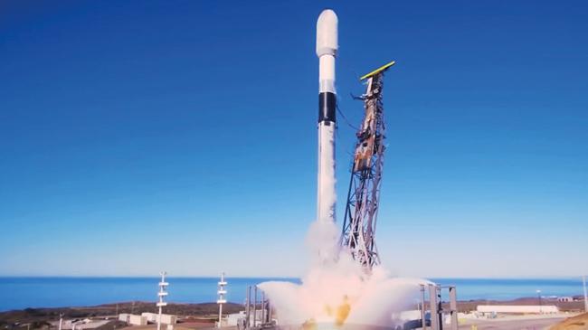 Fergani tarafından üretilen ilk uydu yörüngeye oturdu: Hedef 5 yılda 100 milli uydu | Ekonomi Haberleri