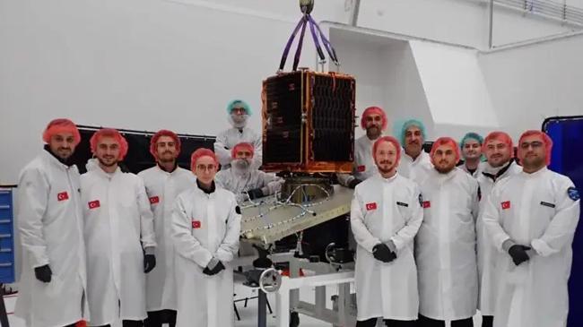 Hedef 5 yılda 100 milli uydu | Teknoloji Haberleri