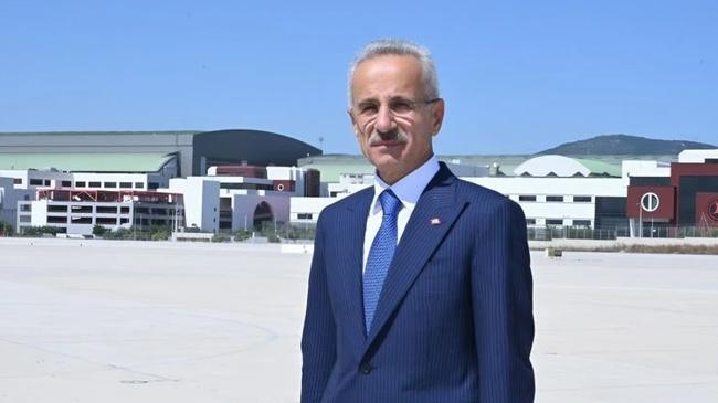 Bakan Uraloğlu: Milli eğitim simülatörü 3'lü pist operasyonları için kullanılacak
 | Ekonomi Haberleri