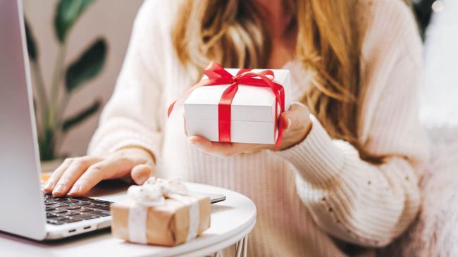 Mağaza ve e-ticarette hareketlilik başladı... Sevgililer Günü bereketi | Ekonomi Haberleri