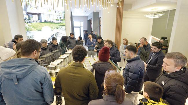 Bekleyen alıcı harekete geçti: Yatırımcı eve koştu | Ekonomi Haberleri