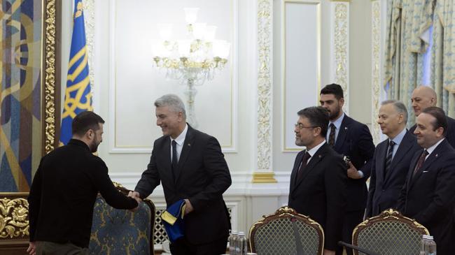 Zelenski, Türkiye ile Serbest Ticaret Anlaşması'nı onaylamaya hazır olduklarını belirtti | Ekonomi Haberleri