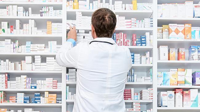 Bakanlık'tan ilaç fiyatlarına yeni düzenleme: Eczacıların kâr oranlarına yansıtılacak | Genel Haberler