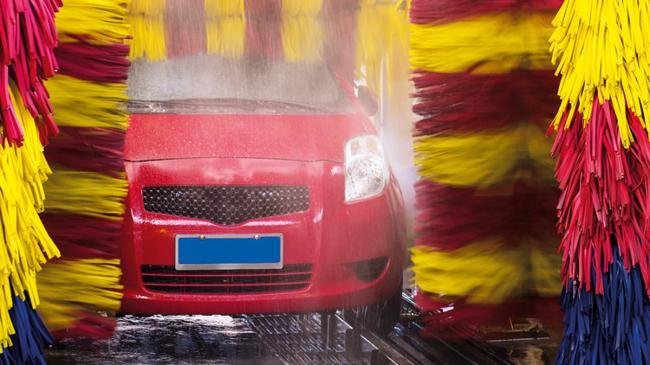 Köpüren oto yıkama fiyatları nedeniyle basınçlı makine ve istasyonlara talep arttı: 'Kendin yıka' dönemi | Genel Haberler