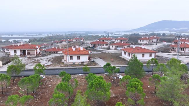 Bakan Kurum: Köy evlerimizi gören hayran kalıyor | Konut Haberleri