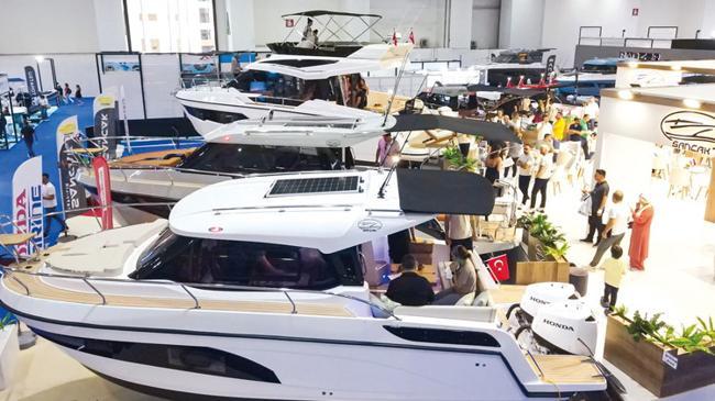 Küçük tekne satılmıyor lüks yatlara talep canlı... Orta gelirli denizi bıraktı | Ekonomi Haberleri