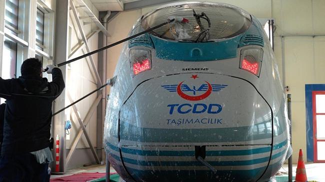 Trenlerde bayram temizliği | Ekonomi Haberleri