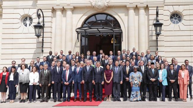 Bakan Ömer Bolat Paris'te | Ekonomi Haberleri