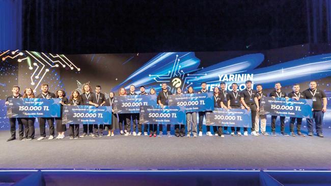 Gençlerin teknoloji projelerine ödül | Ekonomi Haberleri