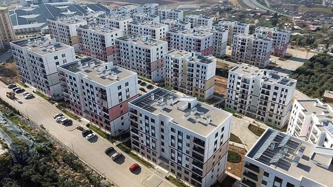 TOKİ, geçen ay 5 bin 899 konutu hak sahiplerine teslim etti | Ekonomi Haberleri