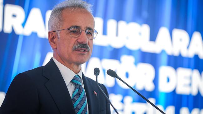 Bakan Uraloğlu'ndan denizcilere müjde... Sınav ve belge işlemlerinde yeni dönem | Ekonomi Haberleri