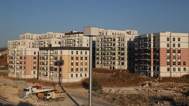 8 bin 766 deprem konutu daha hak sahiplerine teslim edildi | Ekonomi Haberleri