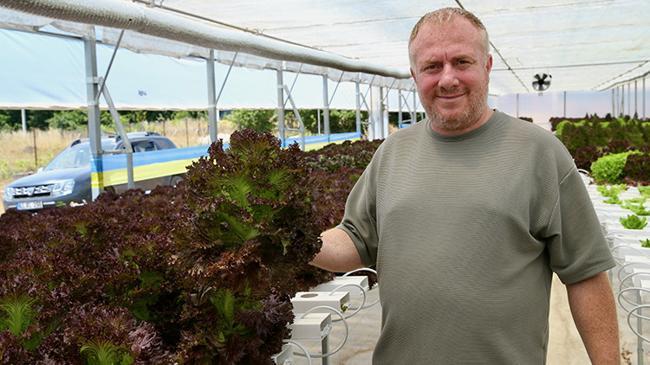 Ne tarlası var ne traktörü! Ayda 10 ton üretim yapıyor, aynı gün sofrada... | Girişim Haberleri
