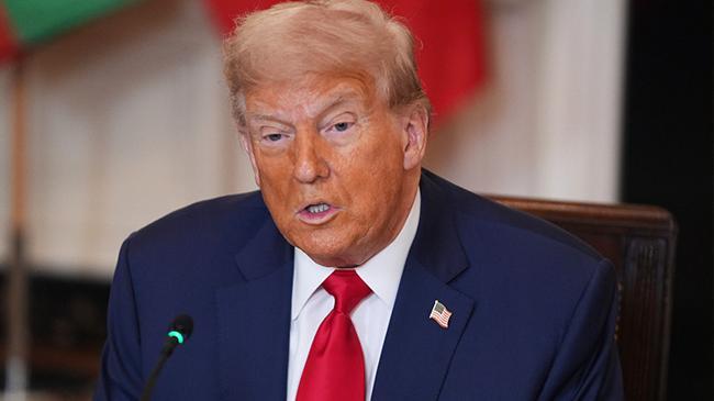 Son dakika... Trump tarife silahını yeniden çekti: Kanada mallarına yüzde 35 tarife! Ticaret savaşı kızışıyor... | Genel Haberler