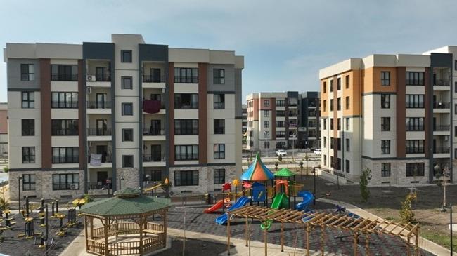 TOKİ haziranda 3 bin 731 konutu hak sahiplerine teslim etti | Ekonomi Haberleri