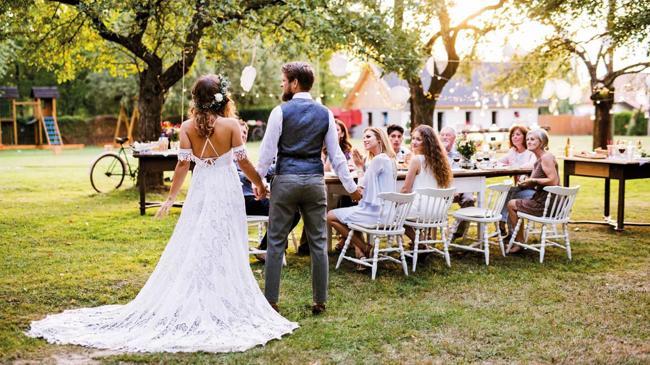 Düğünler bahçeye döndü… Maliyetler artınca düğün tercihleri de değişti | Ekonomi Haberleri