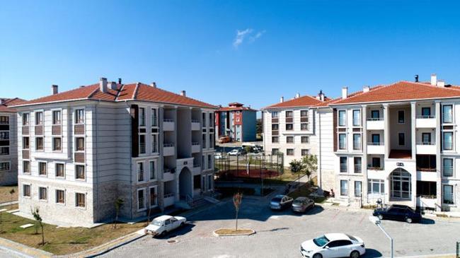 TOKİ temmuzda 7 bin 358 konutu hak sahiplerine teslim etti | Genel Haberler