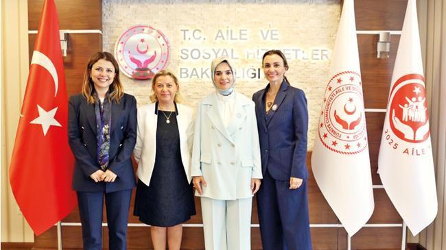 Muayene istasyonuna kadın eli | Ekonomi Haberleri