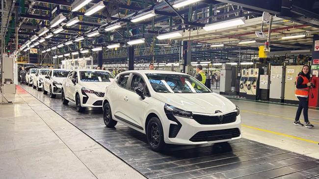 Vergi oranı düşen araçlardaki talep otomotiv pazarını ağustosta rekora taşıyor… Yerli üreticide ‘ÖTV’ mesaisi | Ekonomi Haberleri