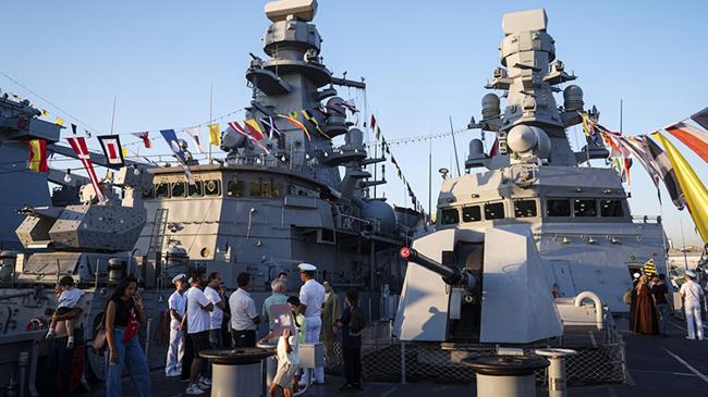 Türk donanmasında tarihi dönüşüm! Omuz omuza gövde gösterisi! | Teknoloji Haberleri