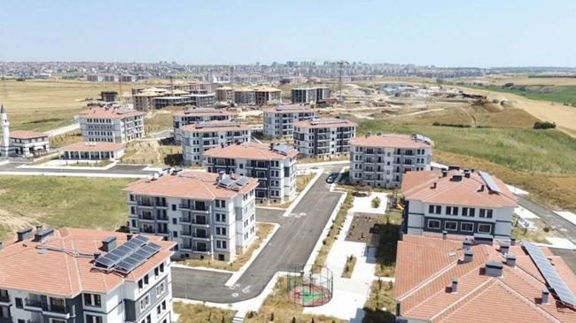 Bakan Kurum’dan 2 müjde: TOKİ’den yüzde 25 indirim Gençlere ve 3 çocuklu aileye sosyal konut | Ekonomi Haberleri