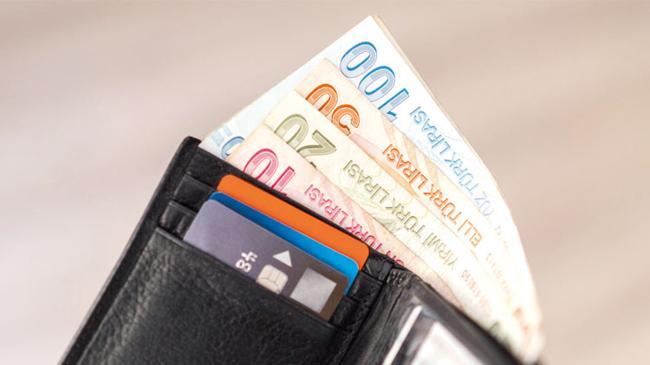 Kredi kartı faizleri 25 baz puan indirildi | Ekonomi Haberleri