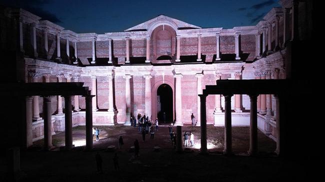 Bakan Ersoy: Gece ziyaretleri başladı, esnaf kazandı | Genel Haberler