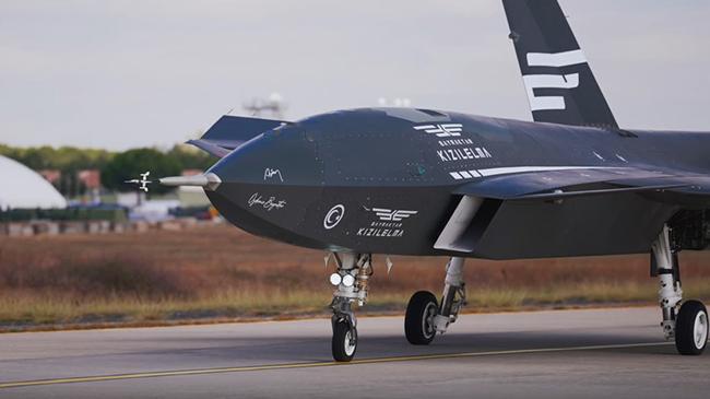 KIZILELMA, orta irtifaya mühür vurdu! AKINCI takip etti | Teknoloji Haberleri