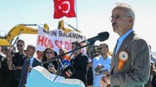 Bakan Uraloğlu: Kaman'ın ulaşım altyapısını güçlendirdik | Ekonomi Haberleri
