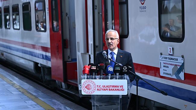 Bakan Uraloğlu: 30 bin öğrencimize hemzemin geçitlerde uyulması gereken kuralları gösterdik | Genel Haberler