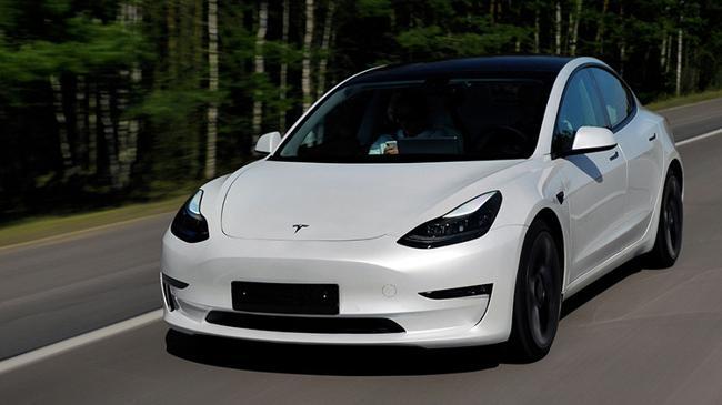 Tesla 13 bin aracını geri çağırıyor | Genel Haberler