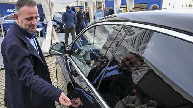 Yerli lastikten yerli otomobile! Togg için Mercedes’ini geri verdi | Genel Haberler