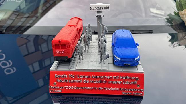 Almanya'daki TOGG yetkililerine anlamlı sürpriz | Genel Haberler