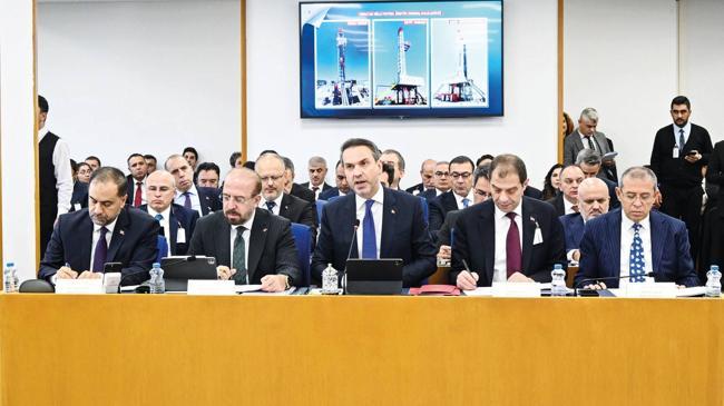 Enerji Bakanı Bayraktar açıkladı: Nijer’de altın üretimi yakın | Ekonomi Haberleri