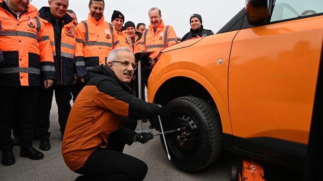 Bakan Uraloğlu'ndan kış lastiği uyarısı | Genel Haberler