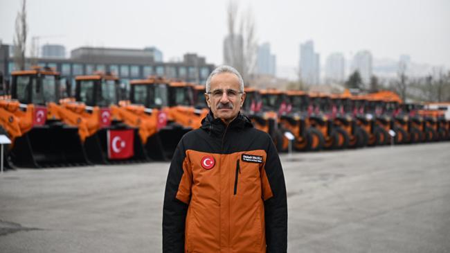 Kar nöbeti başladı! Toplam 18 bin 407 personel ve 14 bin 263 araç görev başında | Genel Haberler