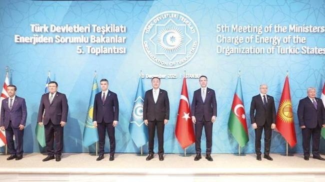 Bakan Bayraktar yenilenebilir enerji kaynaklı elektriği Avrupa’ya taşıyacak yolu paylaştı… Türk dünyasına ‘Hazar’ teklifi | Ekonomi Haberleri