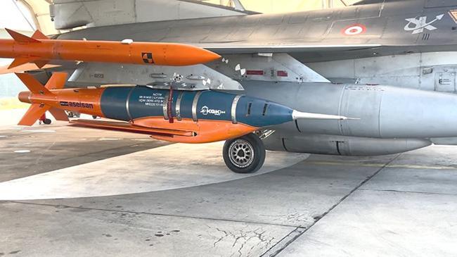 F-16'dan atılan ASELSAN KGK-84 Kanatlı Güdüm Kiti, hedefi tam isabetle vurdu | Genel Haberler