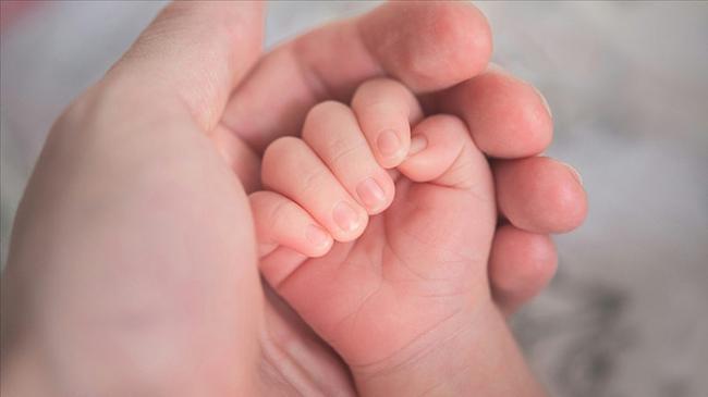 Ailelere müjde: Doğum ve babalık izni uzuyor | Genel Haberler