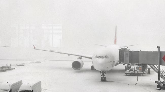 İstanbul’da kar alarmı! Bazı uçak seferi iptal edildi | Genel Haberler