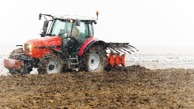 Tarımda iki farklı tablo... Yağmur pamuğu vurdu kar fındığı hasata hazırladı | Ekonomi Haberleri