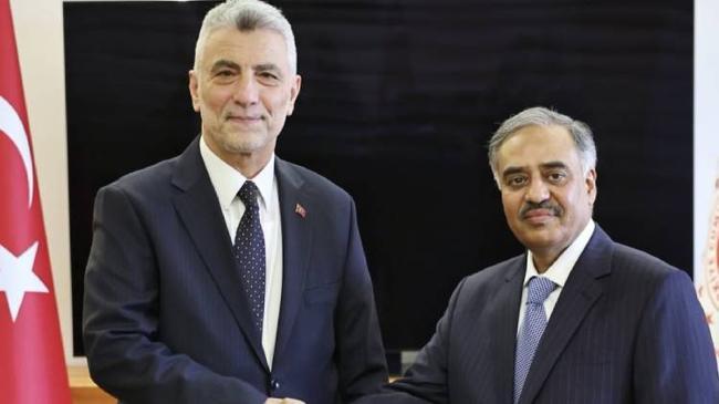 Ticaret Bakanı Bolat, D-8 Genel Sekreteri Büyükelçi Mahmood'u kabul etti | Genel Haberler